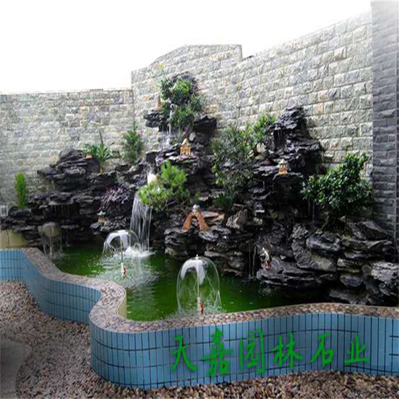 合山小庭院水景设计